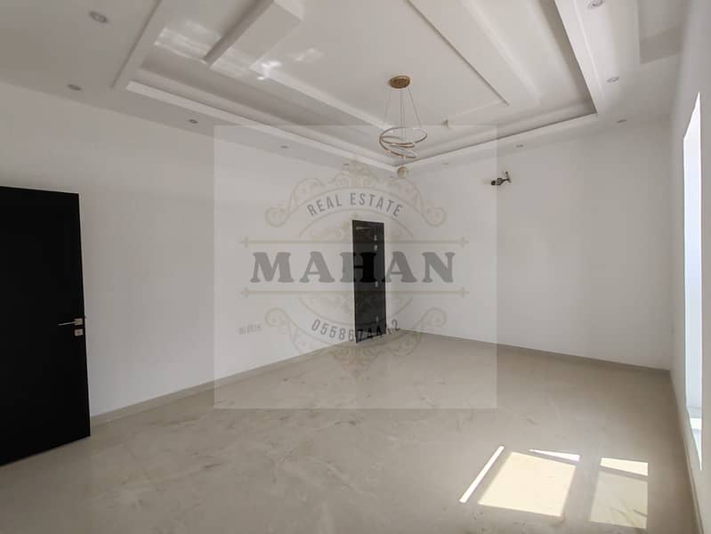 9 bd20a2ee-c779-4751-b2ab-e7d6d7f9bbd9. jpg