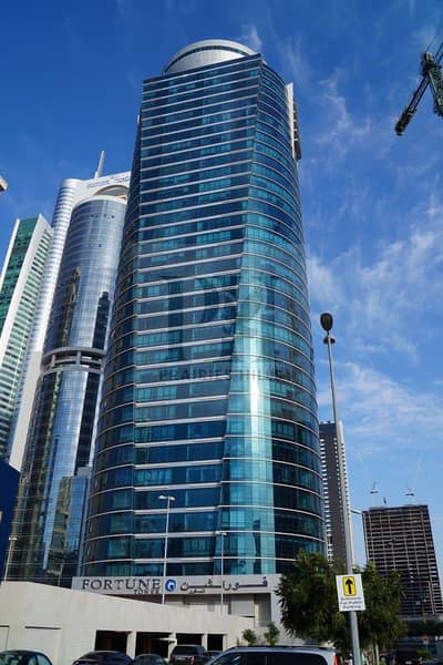 مکتب  للايجار في أبراج بحيرات الجميرا، دبي - 1. jpg