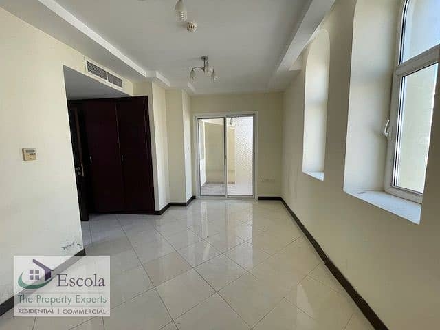 5 bedroom m. jpg