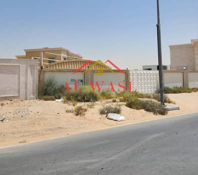 3 Bedroom Villa for Sale in Al Suyoh, Sharjah - 0853de3d-d749-41fa-837e-dcd76c8b4e27. jpg