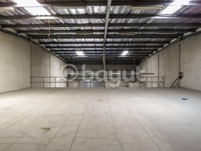 9 BIg Warehouse Cheap Rent (6000 Sq Ft)