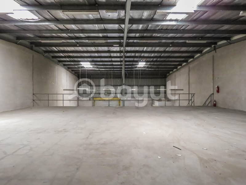 40 BIg Warehouse Cheap Rent (6000 Sq Ft)