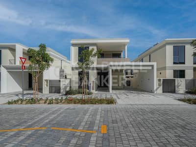 4 Bedroom Villa for Rent in Tilal Al Ghaf, Dubai - Spacious | Single Row | Near Park