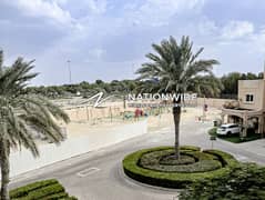 Corner 5BR+ M| Study + Pool | Closed Kitchen
