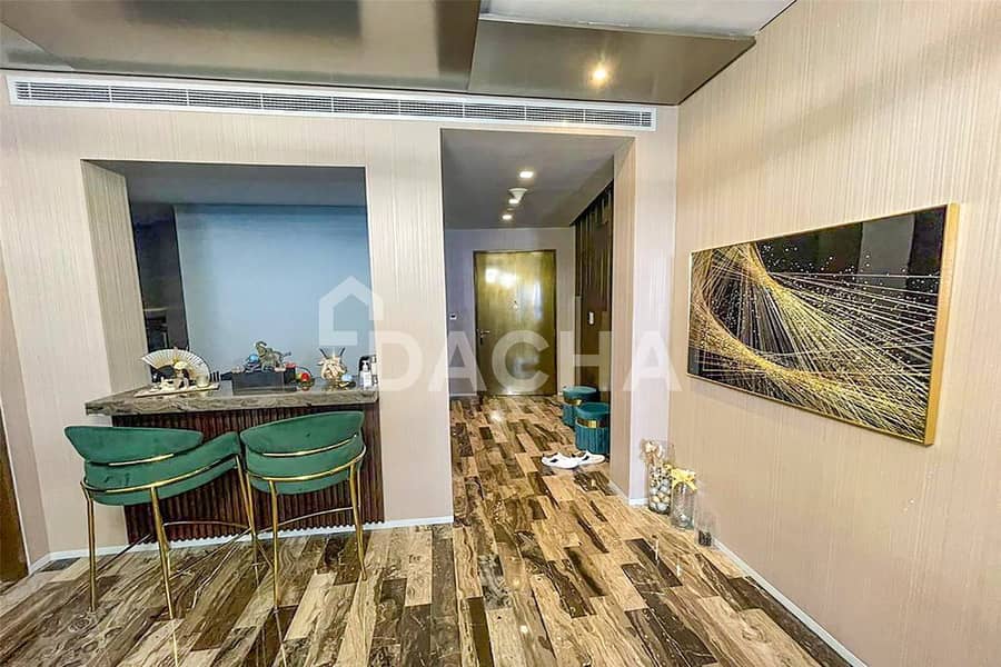 Luxurious 3 Bed+M | Vacant | Great Views Luxurious 3 Bed+M | Vacant | Great Views