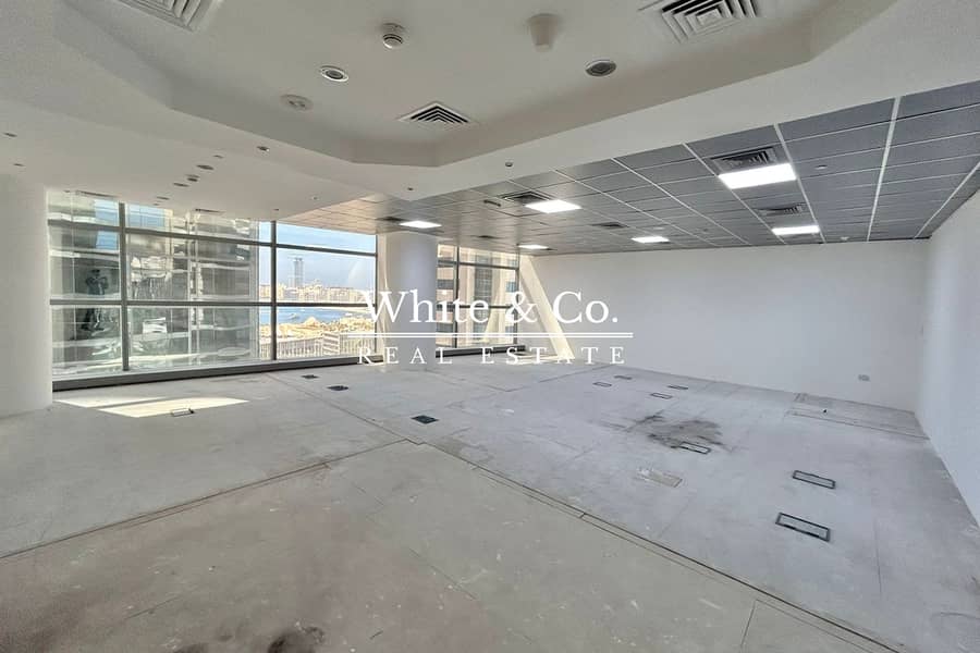 PRIME LOCATION | DDA LICENSE | VACANT PRIME LOCATION | DDA LICENSE | VACANT