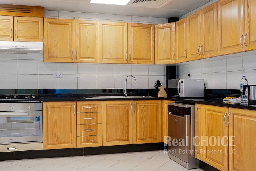 10 Penthouse - 10. jpg