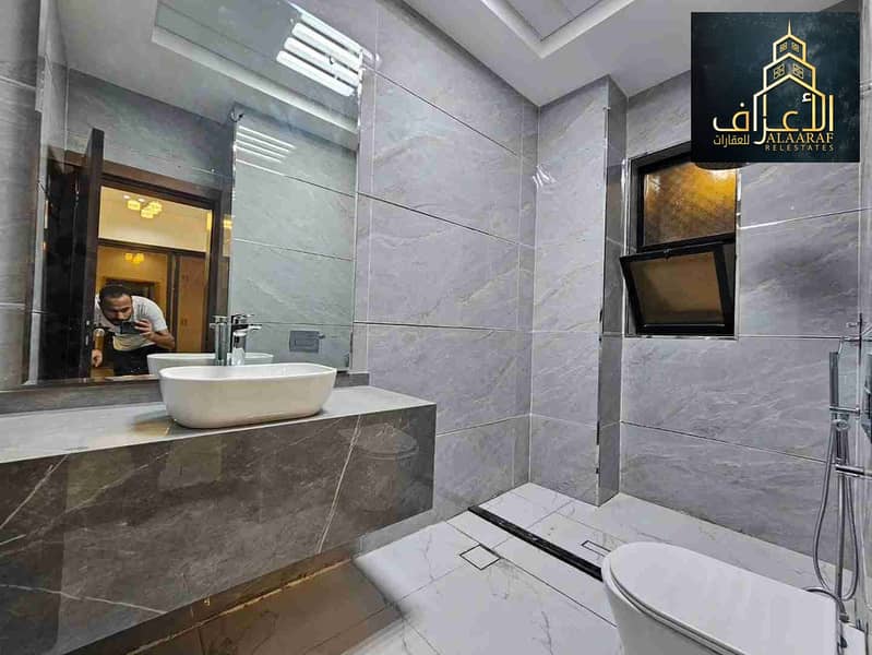 8 ajman. realestate_1746350224866. jpg