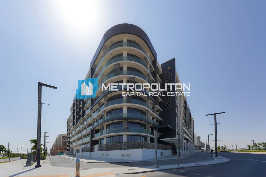 Pool View | Stylish ST w/ Balcony | Brand New Unit Pool View | Stylish ST w/ Balcony | Brand New Unit
