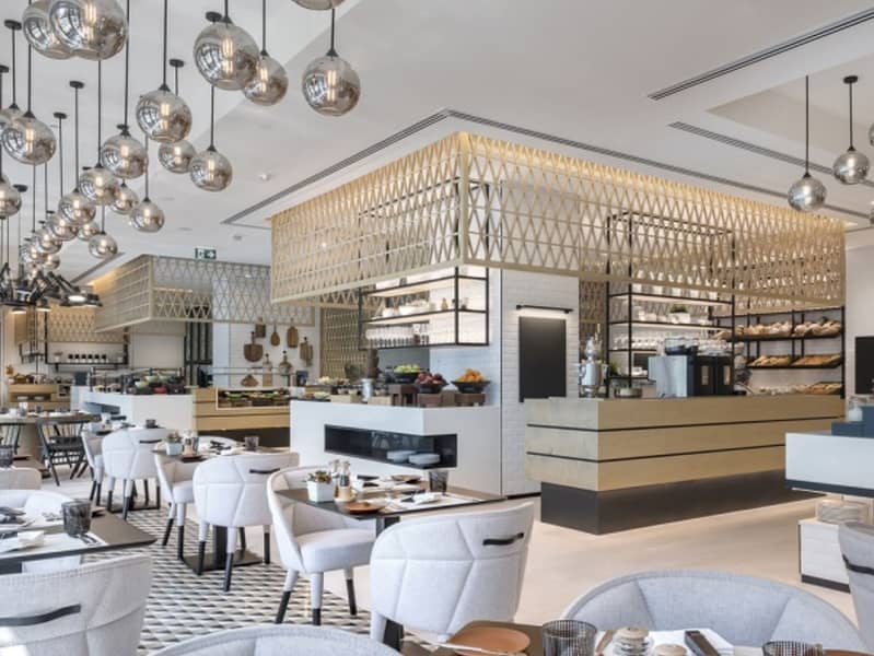 10 restaurant. jpg