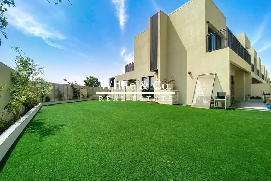 Big Plot |Private Garden |Multiple Cheque Big Plot |Private Garden |Multiple Cheque
