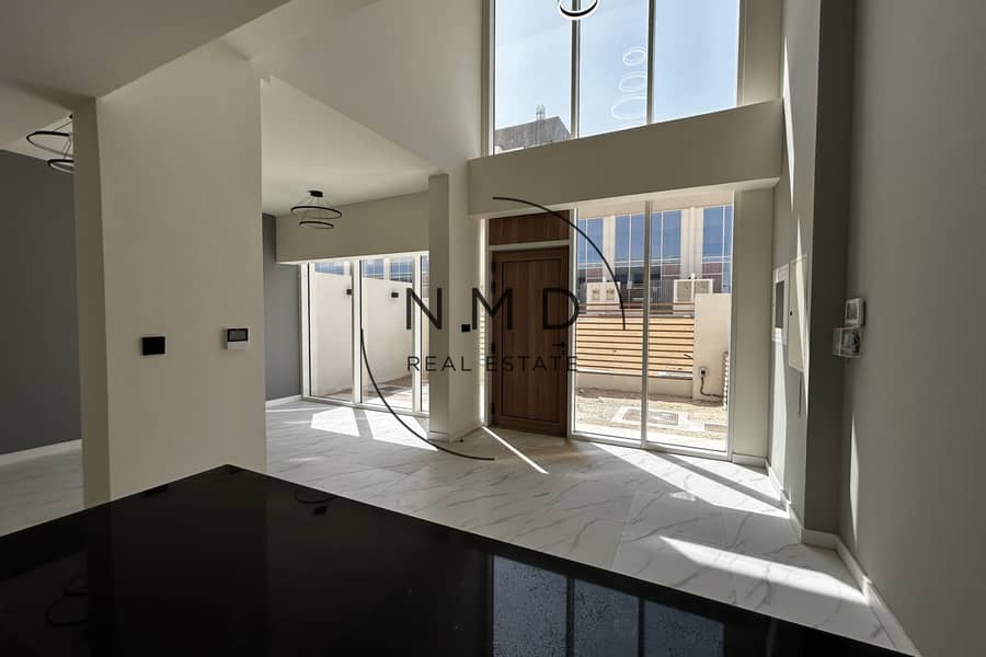 位于迪拜乐园,鲁康社区,鲁康3区 2 卧室的联排别墅 135000 AED - 11550260 位于迪拜乐园,鲁康社区,鲁康3区 2 卧室的联排别墅 135000 AED - 11550260