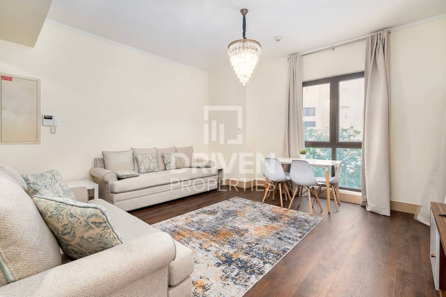 Unfurnished Option | Large Layout | Well kept Unfurnished Option | Large Layout | Well kept