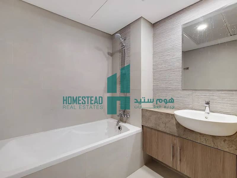 4 10-mainensuite-0-Photoroom. png