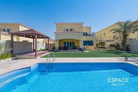 Spacious Plot | 4 Bed Legacy Large | VOT