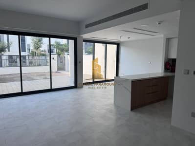 4 Bedroom Townhouse for Sale in Dubailand, Dubai - Corner Unit | Near Pool and Park | Tenanted