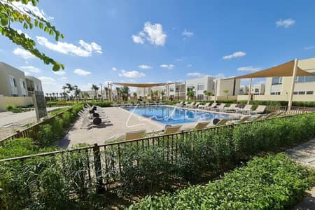 2 Bedroom Flat for Rent in Dubai South, Dubai - Vacant | Garden | Spacious | Family Community