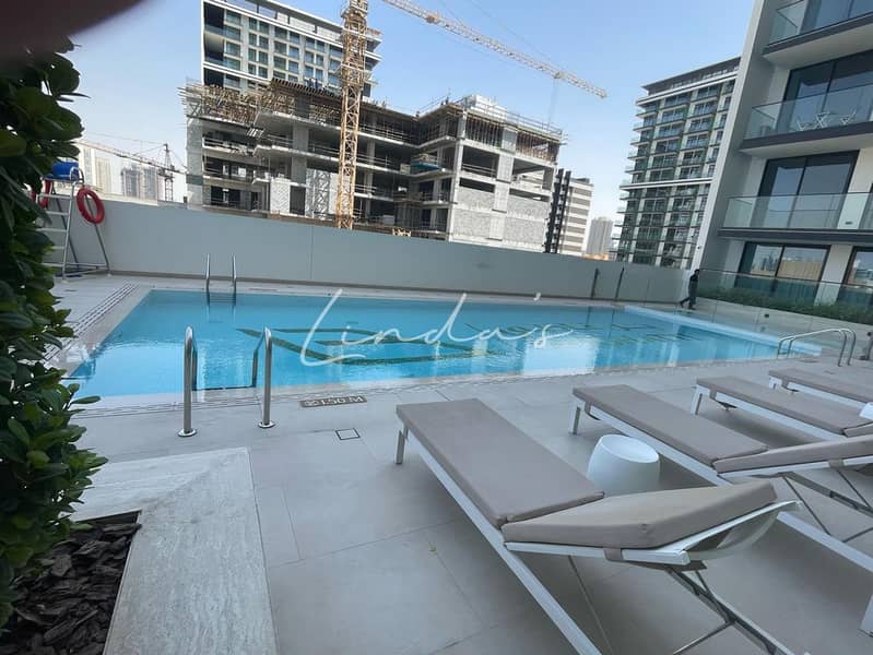 Luxurious 2BR Apartment | Prime Location Luxurious 2BR Apartment | Prime Location