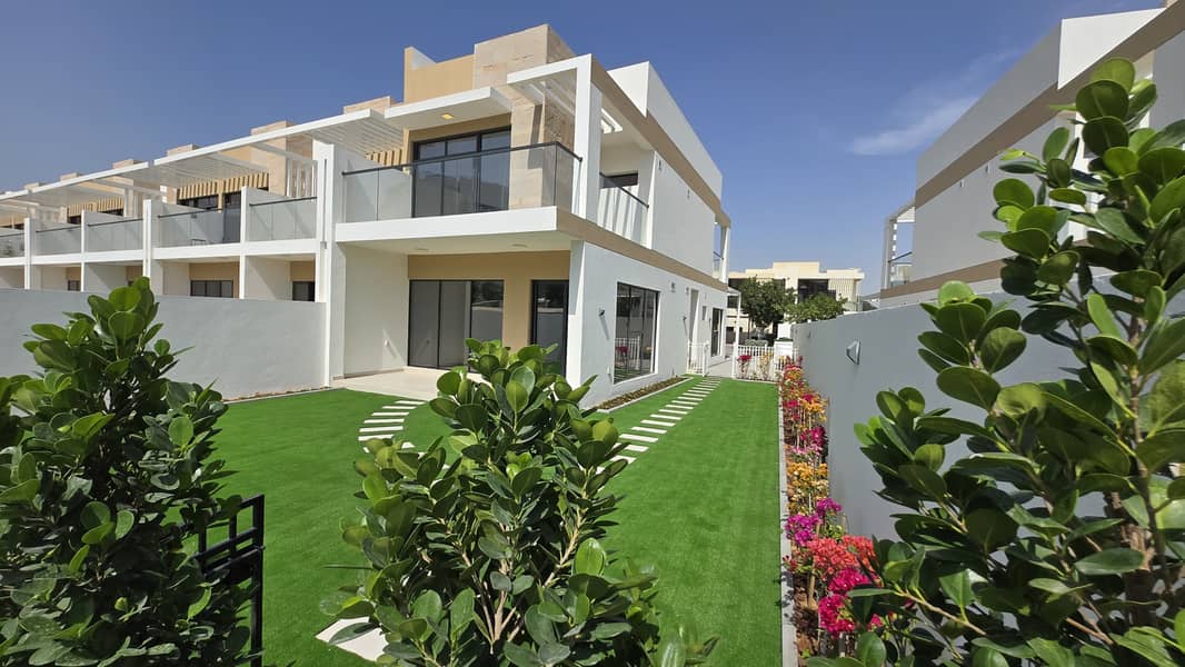位于达马克山庄,公园1号别墅区 4 卧室的联排别墅 220000 AED - 11551947 位于达马克山庄,公园1号别墅区 4 卧室的联排别墅 220000 AED - 11551947