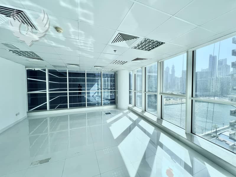 位于商业湾,湖心商业大楼 的写字楼 145000 AED - 11552859 位于商业湾,湖心商业大楼 的写字楼 145000 AED - 11552859