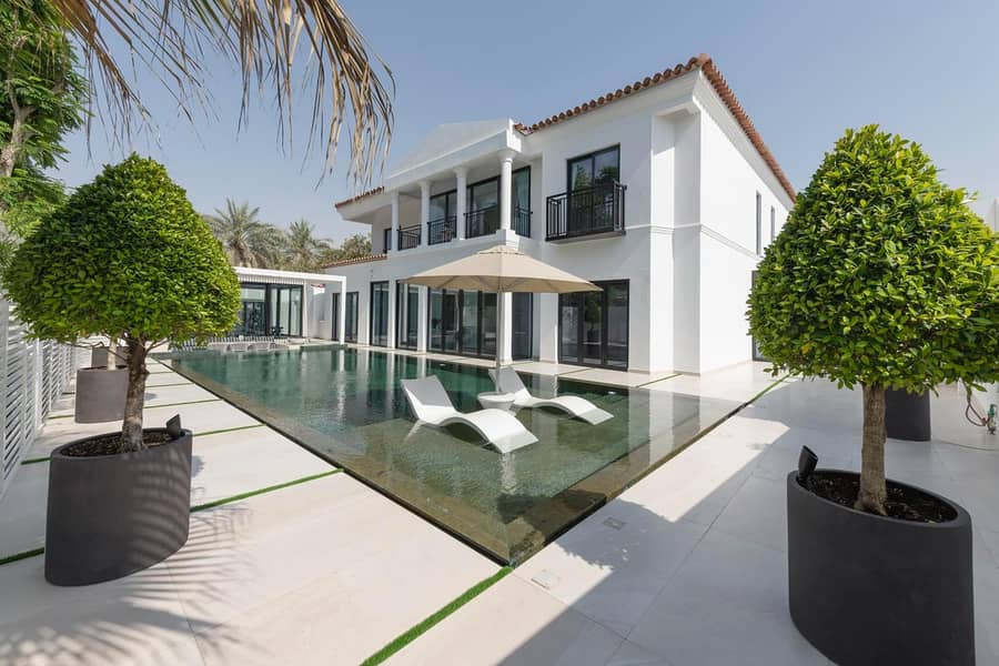 Stunning Villa | Spacious Living | Pool and Gym Stunning Villa | Spacious Living | Pool and Gym