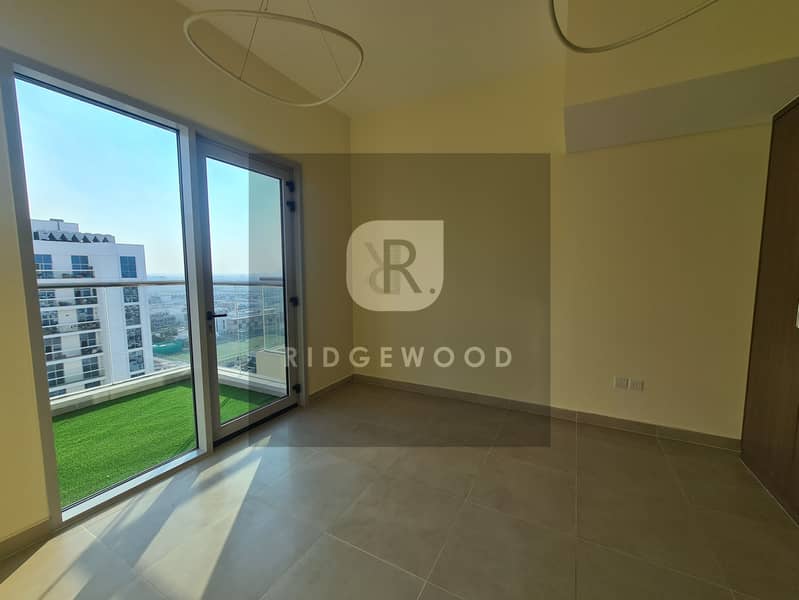 7 RIDGEWOOD REAL ESTATE 007 (16). jpg