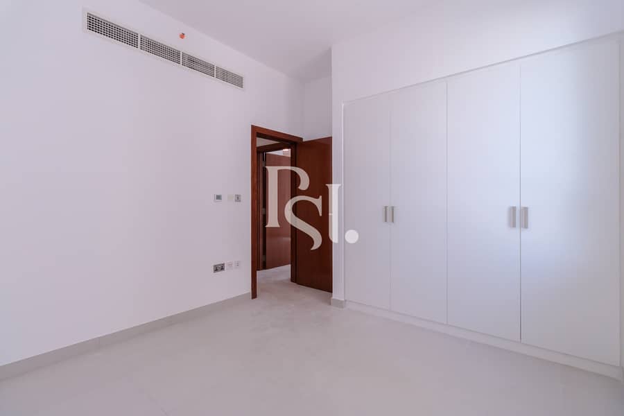 5 parkside-residence-shams-abu-dhabi-al-reem-island-bedroom (3). JPG