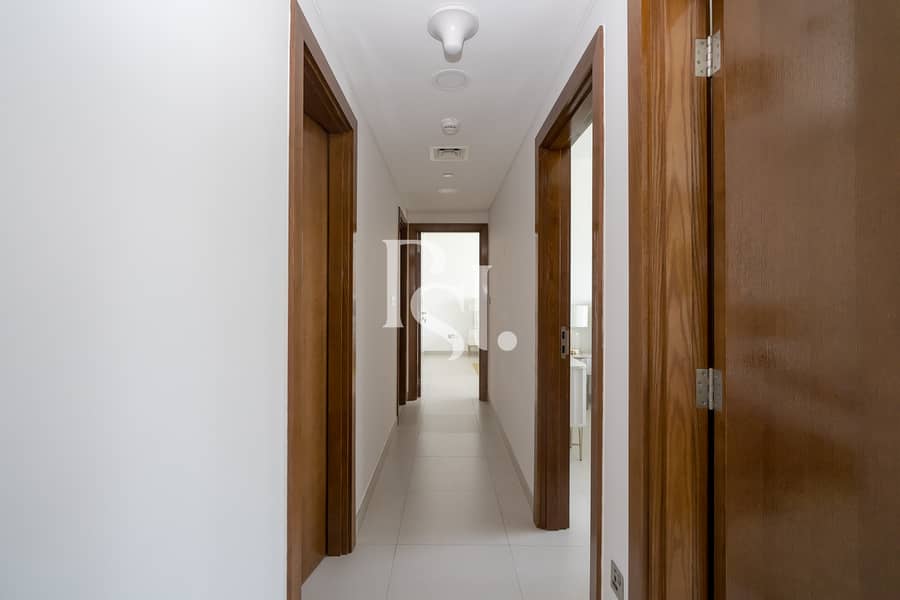 9 parkside-residence-shams-abu-dhabi-al-reem-island-hallway. JPG
