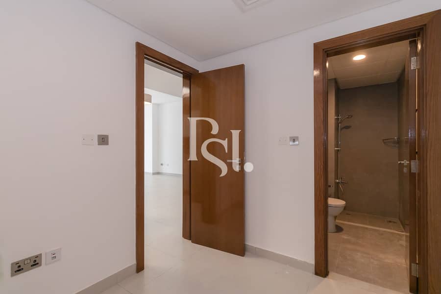 10 parkside-residence-shams-abu-dhabi-al-reem-island-maids-room (1). JPG