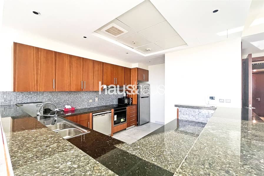 Duplex | Large Terrace | Amazing Amenities - Image 6