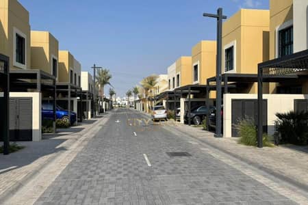 تاون هاوس 5 غرف نوم للبيع في الرحمانية، الشارقة - 5 غرف قريب الاستلام 20/80 خطه الدفع تملك حر