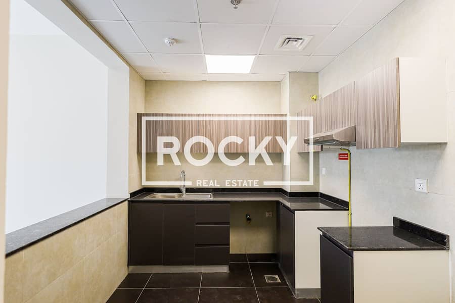11 Ketbi - Kitchen (2). JPG