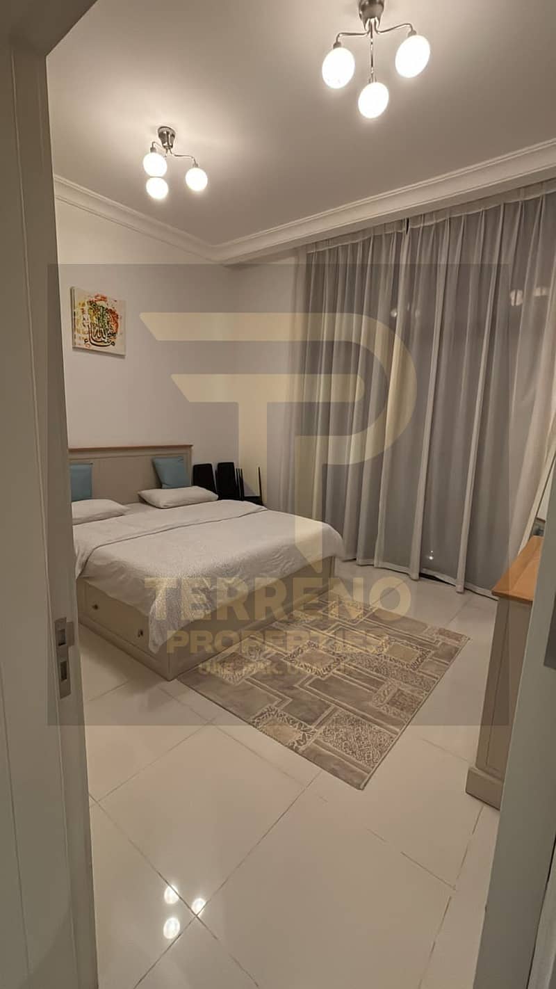 8 Bedroom_2. jpg