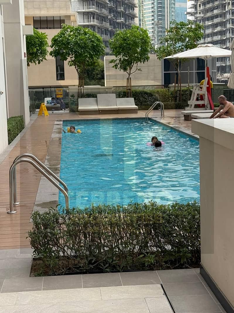 13 Pool_2. jpg