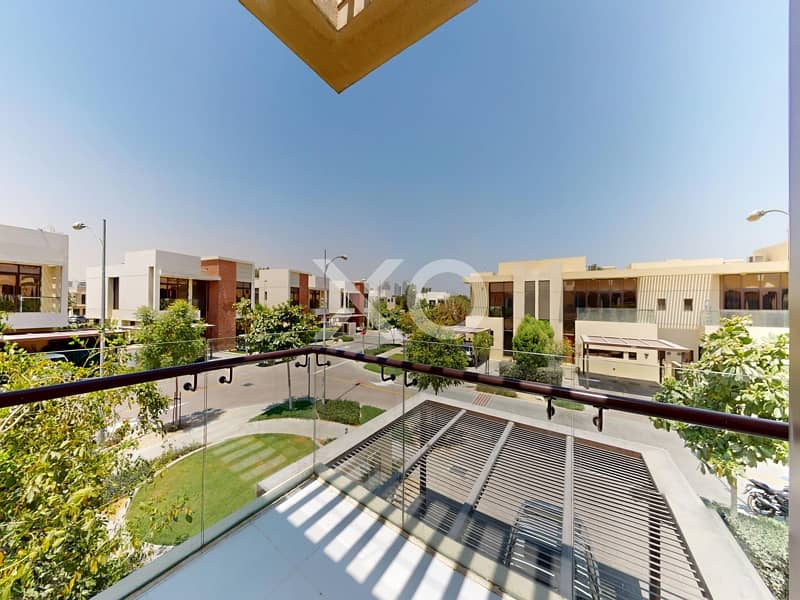 Vacant Now | 3 Bed + Maids | Corner Plot Vacant Now | 3 Bed + Maids | Corner Plot