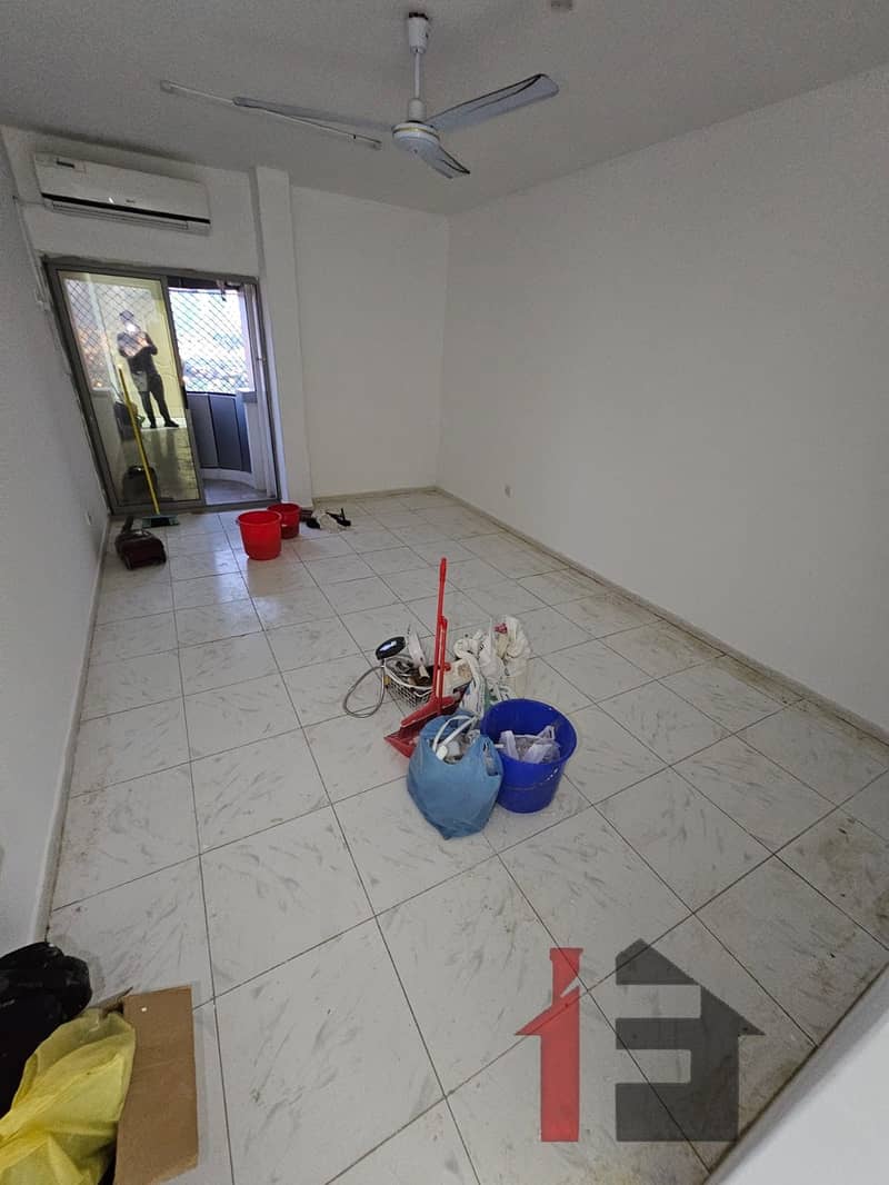 9 9d32b578-a3a3-4c2d-9b96-4e09aadf597a. jpeg