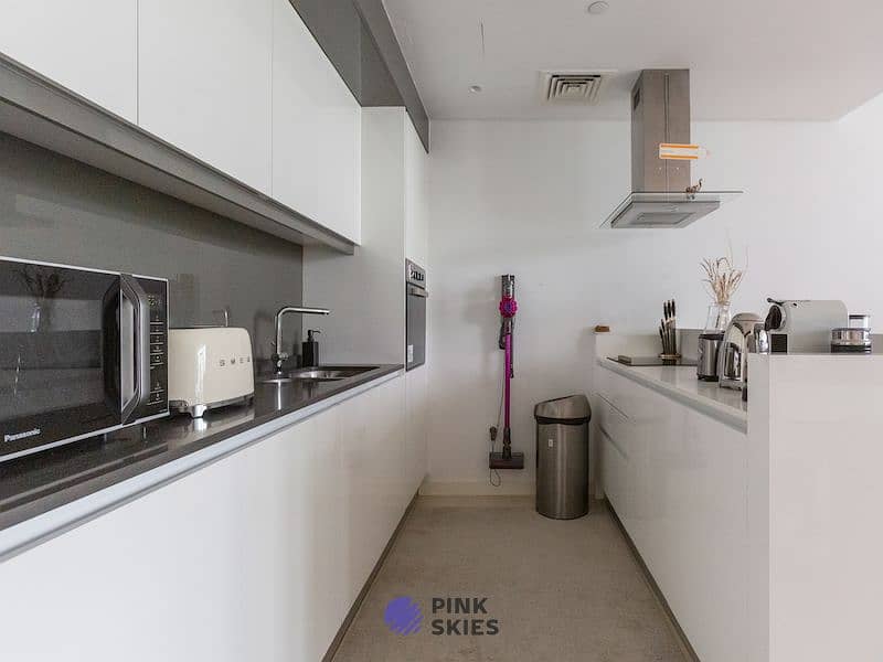 7 fully equipped kitchen