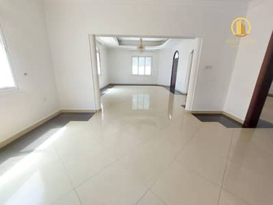 فیلا 4 غرف نوم للايجار في شرقان، الشارقة - 20250501_104139. jpg