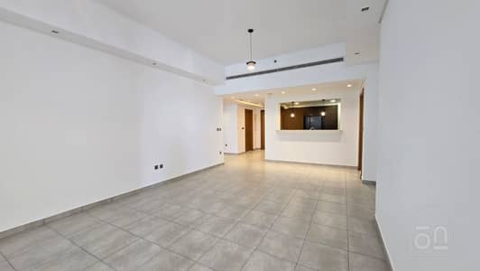 2 Bedroom Apartment for Rent in Palm Jumeirah, Dubai - 2-Bedroom + Maids Room | Stunning Sea & Atlantis Views in Marina