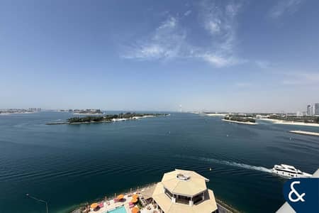 1 Bedroom Apartment for Rent in Palm Jumeirah, Dubai - Full Sea Views | Furnished | Vacant Now