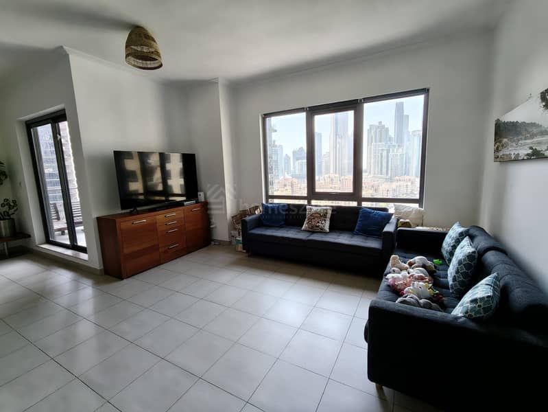 Burj Khalifa View | Mid Floor | 01 Series Burj Khalifa View | Mid Floor | 01 Series