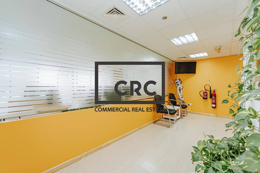 GRADE A | STUNNING OFFICE | LAKE VIEW GRADE A | STUNNING OFFICE | LAKE VIEW