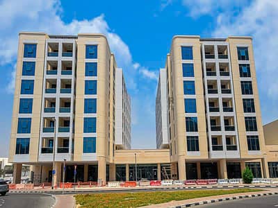 محل تجاري  للايجار في بر دبي، دبي - 1. jpg