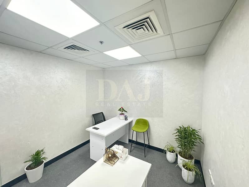 10 45d8a4c4-072d-40e2-88e6-71492cc924e4. jpg