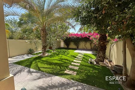 3 Bedroom Villa for Rent in The Springs, Dubai - Landscaped Garden | Pool And Park View | Must See
