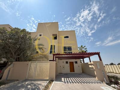 5 Cпальни Вилла Продажа в Аль Раха Гарденс, Абу-Даби - WhatsApp Image 2025-04-30 at 15.27. 35 (1). jpeg