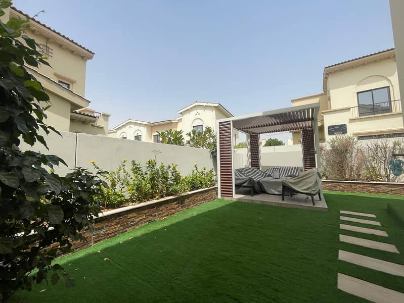 Upgraded + Fully Furnished | Corner Unit | Vacant Upgraded + Fully Furnished | Corner Unit | Vacant
