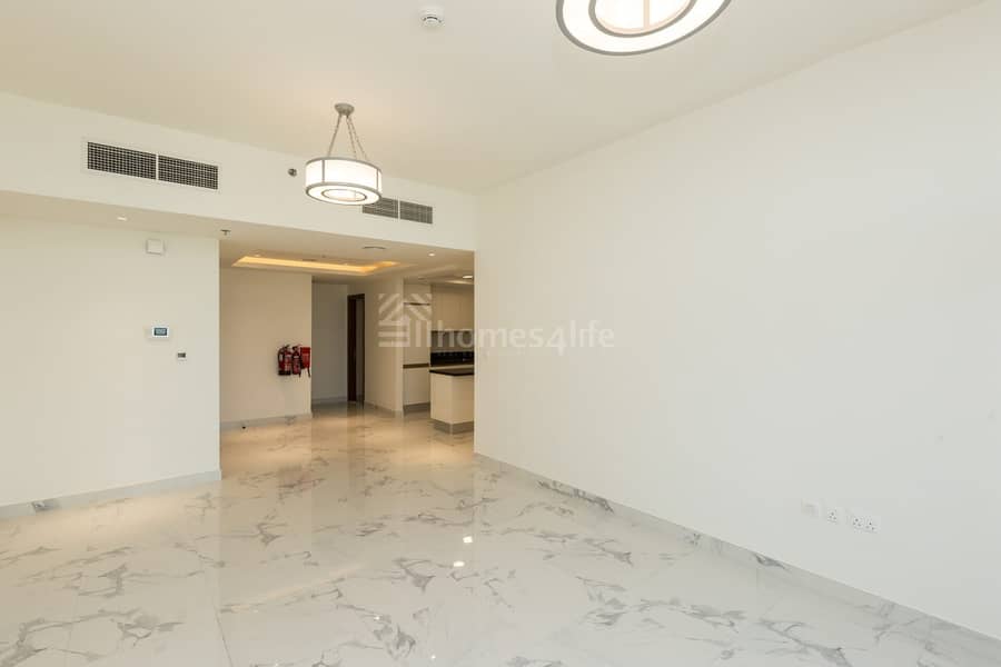 Very high floor | Bigger layout | Ready to move Very high floor | Bigger layout | Ready to move