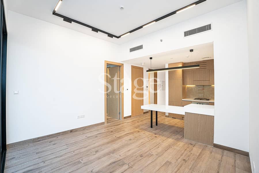 Brand New | Corner unit | Ellington | 1BR+Study Brand New | Corner unit | Ellington | 1BR+Study