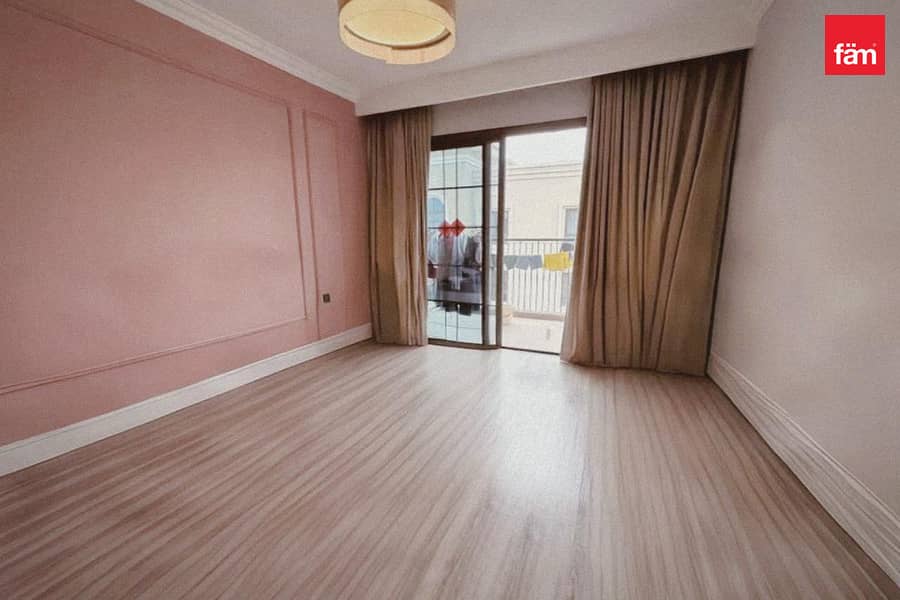SPACIOUS | FURNISHED | SEMI-OPENED KITCHEN